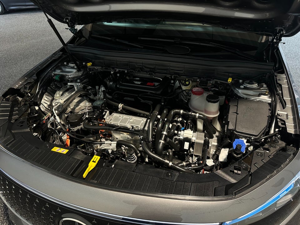 Mercedes EQB250+ AMG Line 7prs 5d