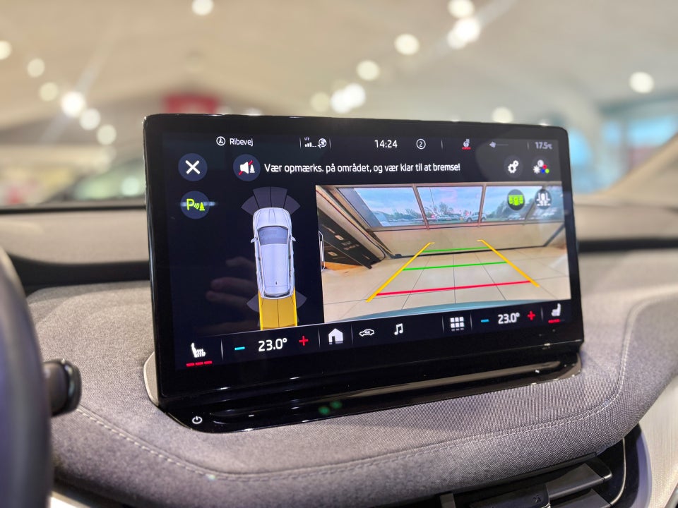 Skoda Enyaq 80 iV Loft 5d