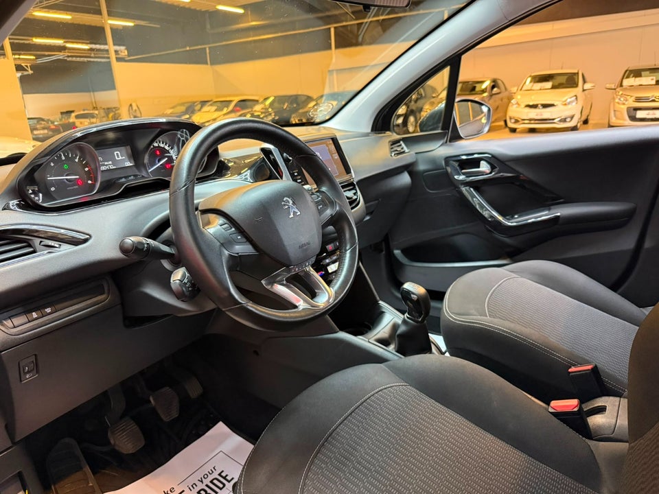 Peugeot 208 1,6 BlueHDi 100 Active 5d