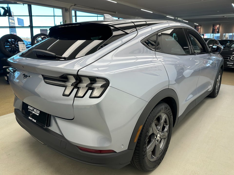 Ford Mustang Mach-E 75 Standard Range 5d