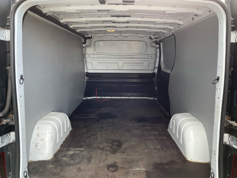 Renault Trafic T29 2,0 dCi 145 L2H1 EDC