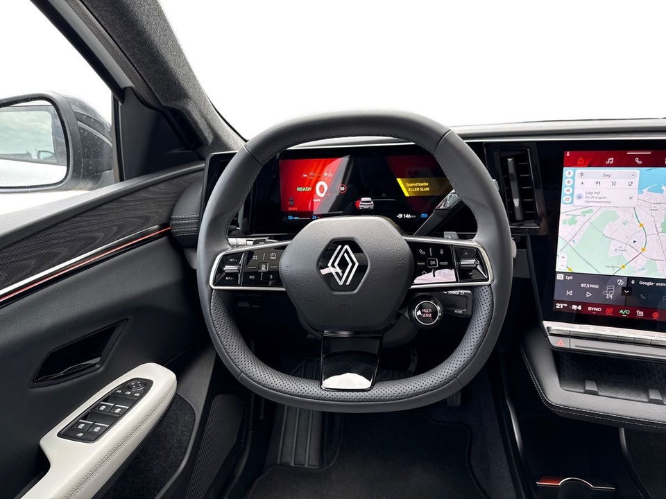 Renault Scenic E-Tech 87 Iconic 5d