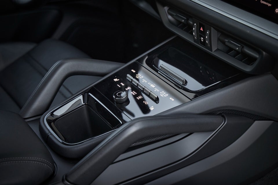 Porsche Cayenne 3,0 E-Hybrid Coupé Tiptr. 5d