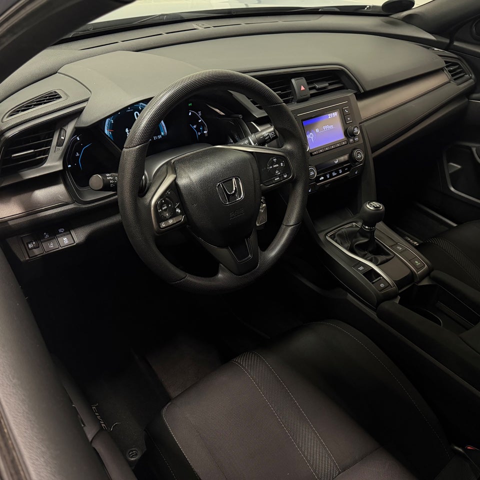 Honda Civic 1,0 VTEC Turbo Comfort 5d