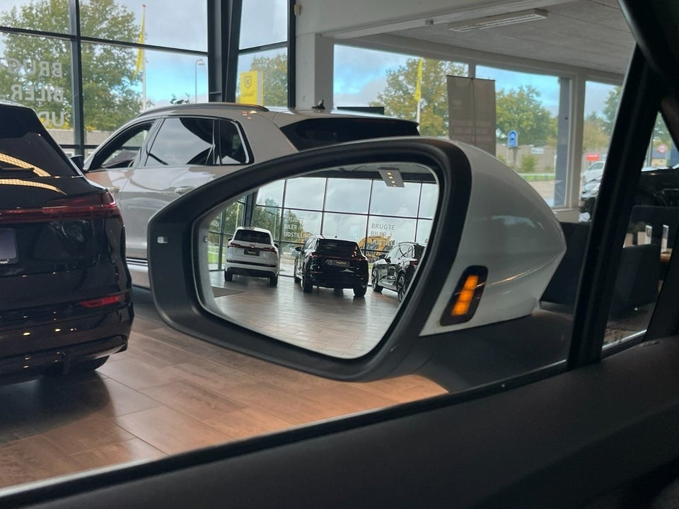 Skoda Enyaq 80 iV Loft 5d