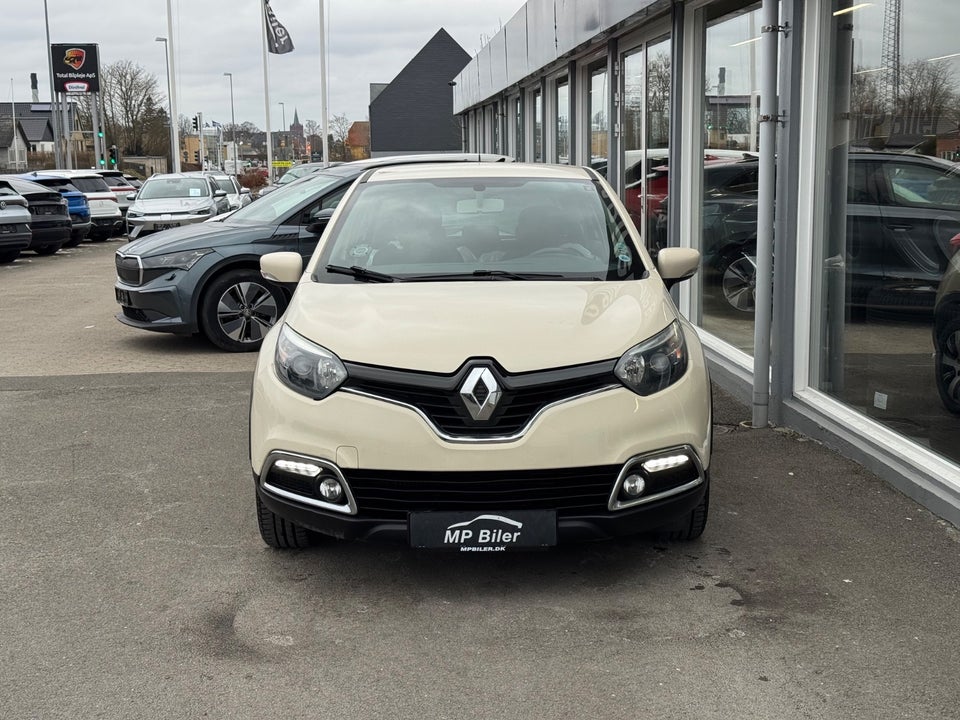 Renault Captur 0,9 TCe 90 Expression 5d