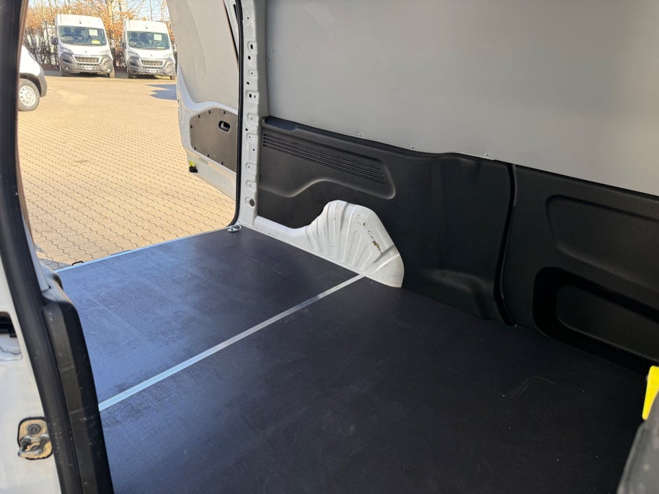 Peugeot Partner 1,5 BlueHDi 100 L2V2 Plus Van