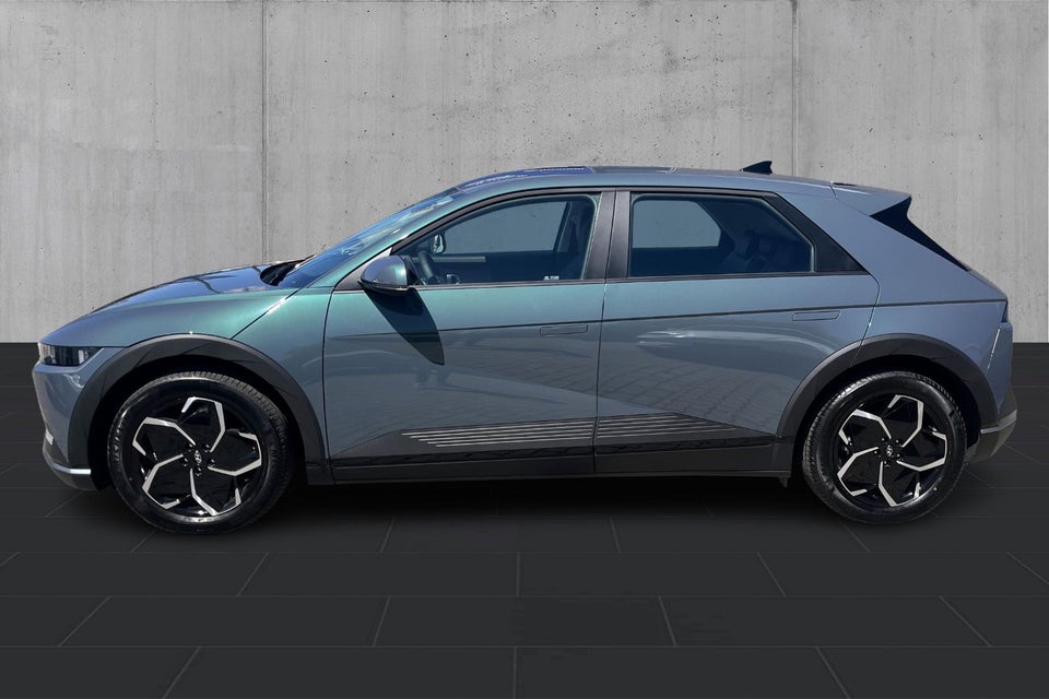 Hyundai Ioniq 5 77 Essential 5d