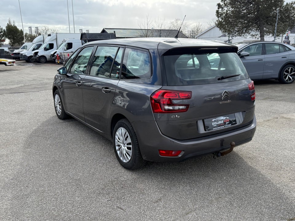 Citroën Grand C4 Picasso 1,2 PureTech 130 Attraction 7prs 5d
