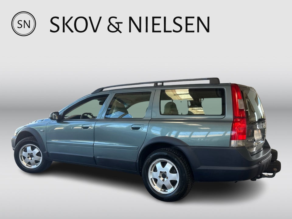 Volvo V70 2,4 T Cross Country aut. AWD 5d