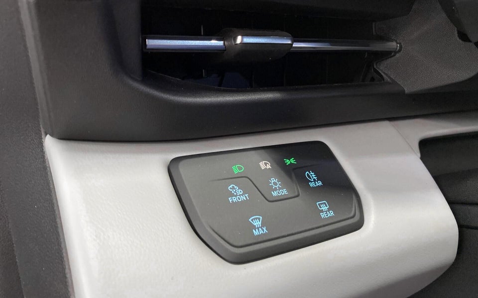 Ford Capri 82 Premium Extended Range 5d