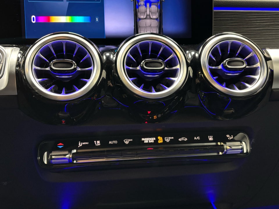 Mercedes EQB300 Progressive 4Matic 7prs 5d