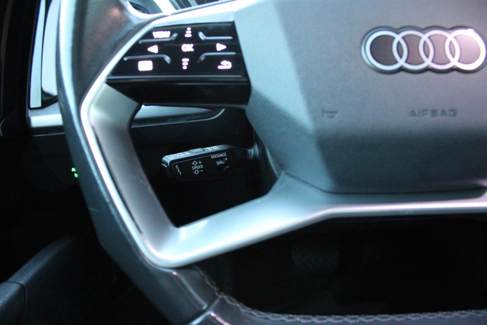 Audi Q4 e-tron 40 Advanced 5d