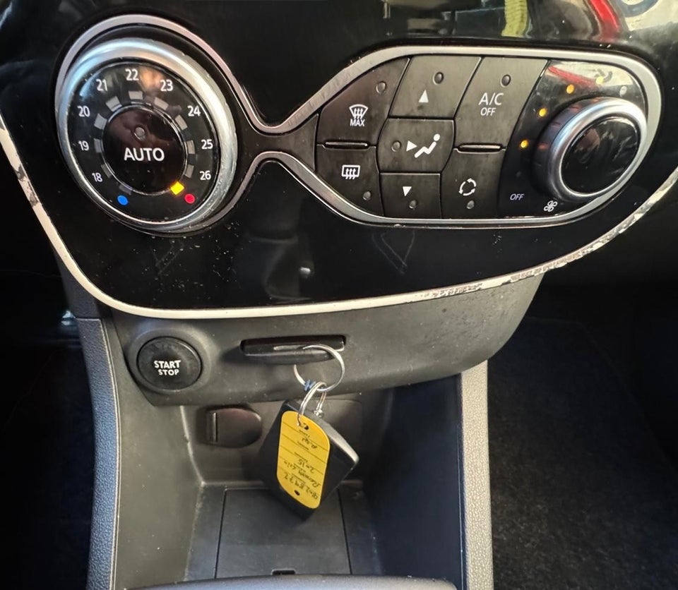 Renault Clio IV 1,5 dCi 75 Limited Sport Tourer 5d