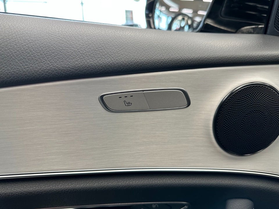 Mercedes E300 de 2,0 Business stc. aut. 5d