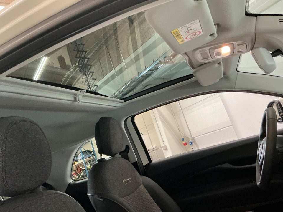 Fiat 500e 42 Icon Sky 3+1 4d