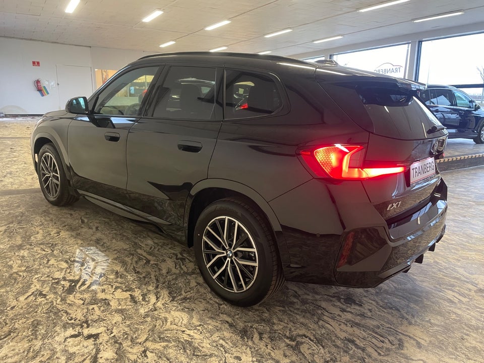 BMW iX1 eDrive20 Fully Charged 5d