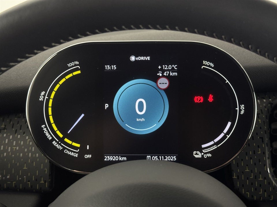 MINI Cooper SE Essential 3d