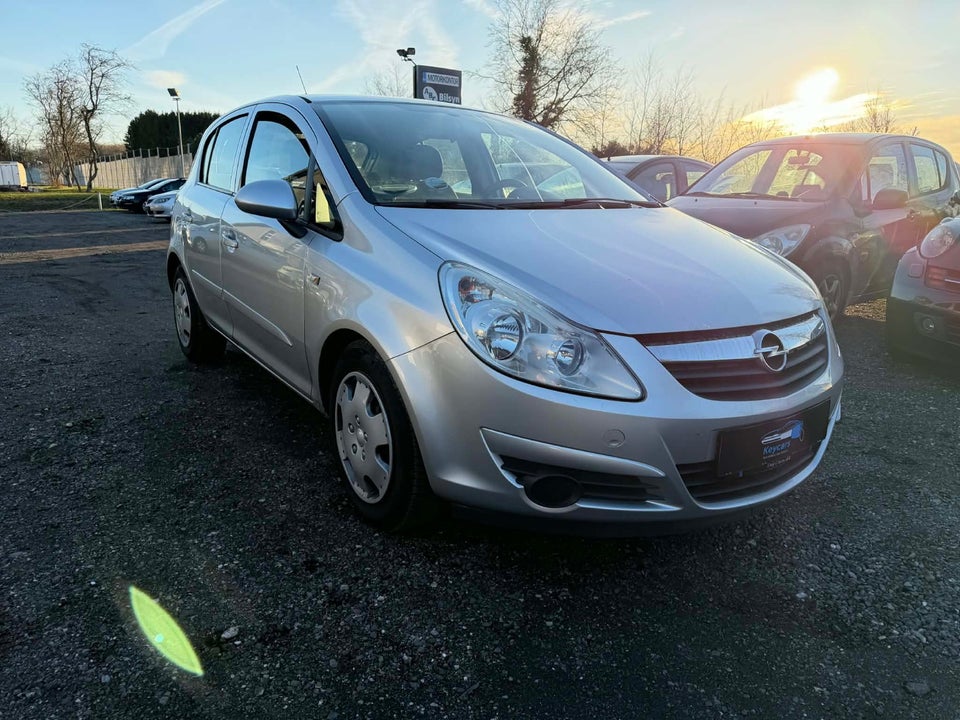 Opel Corsa 1,4 16V Enjoy 5d