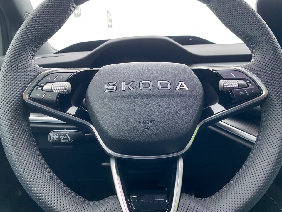 Skoda Elroq 60 iV Sportline 5d