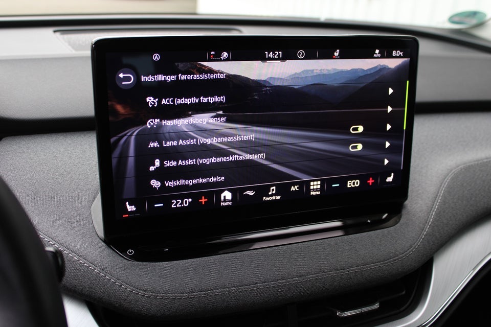 Skoda Enyaq 60 iV Loft 5d