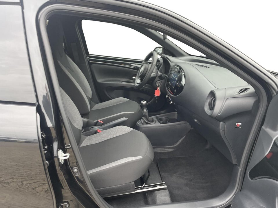 Toyota Aygo X 1,0 Active 5d