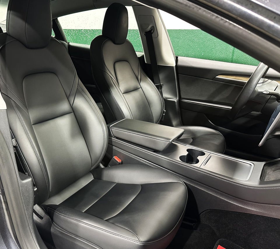 Tesla Model 3 Performance AWD 4d