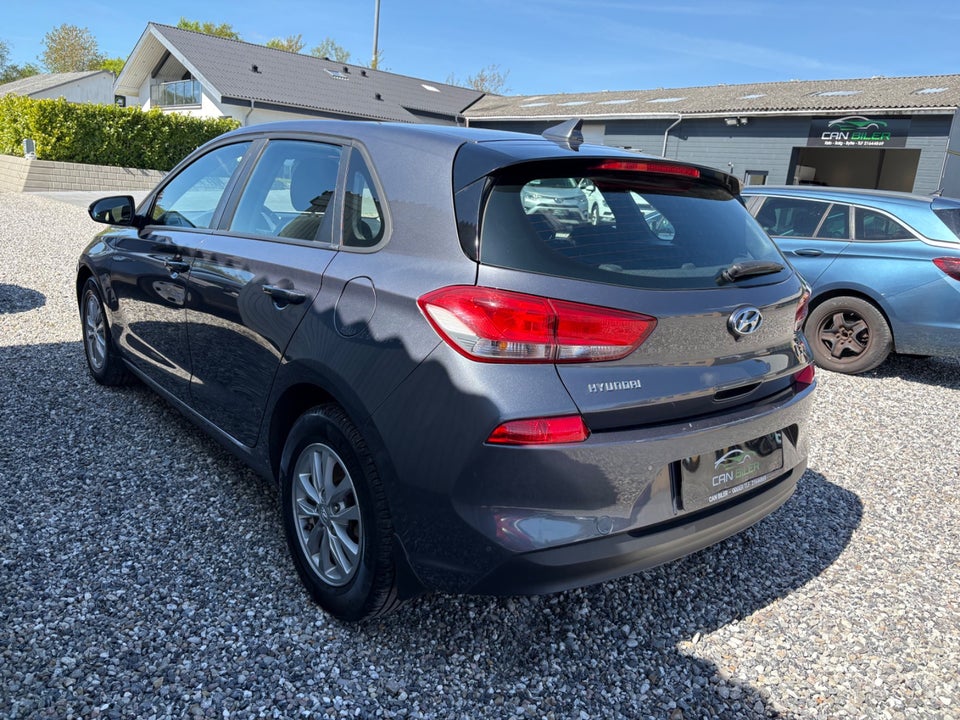 Hyundai i30 1,0 T-GDi Life+ 5d