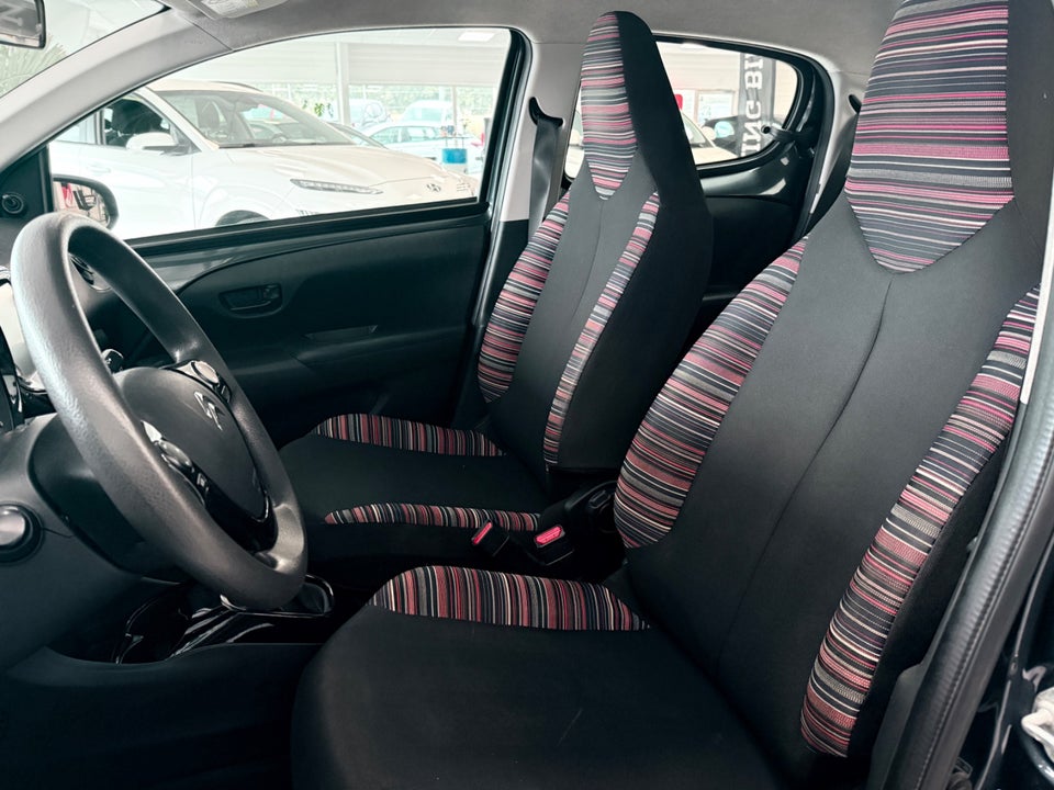 Citroën C1 1,0 VTi Shine 5d