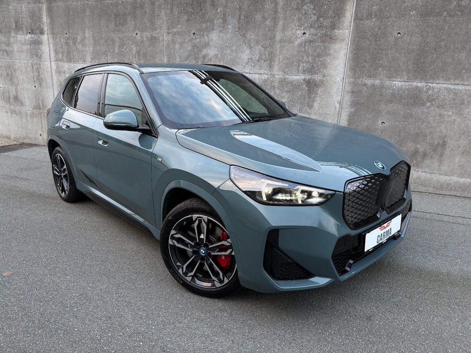 BMW iX1 eDrive20 M-Sport Pro 5d