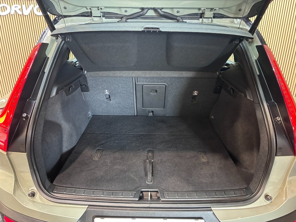 Volvo XC40 P6 ReCharge Plus 5d
