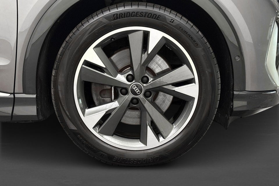 Audi Q4 e-tron 40 Attitude 5d