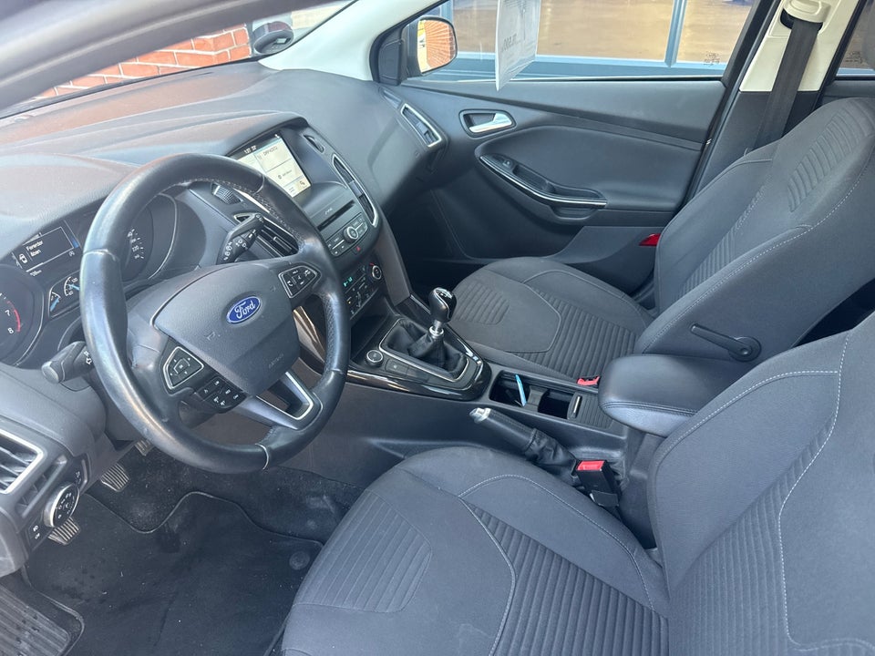 Ford Focus 1,0 SCTi 125 Titanium Fun stc. 5d