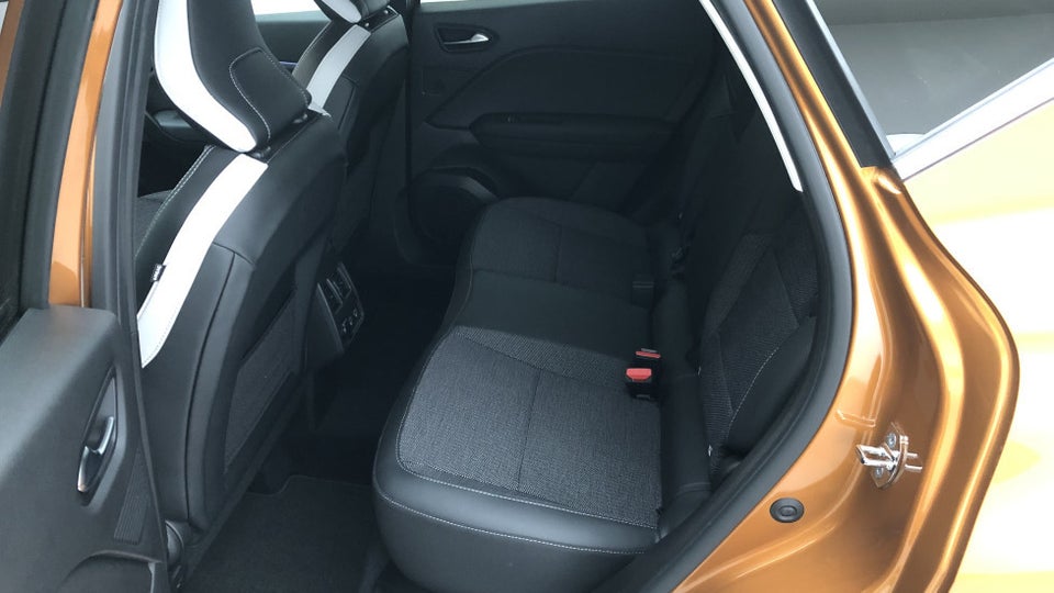 Renault Captur 1,6 E-Tech Intens 5d