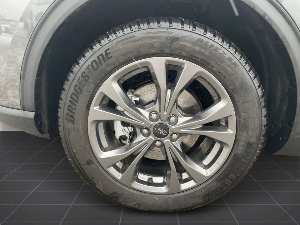 Ford Kuga 2,5 PHEV Active X CVT 5d