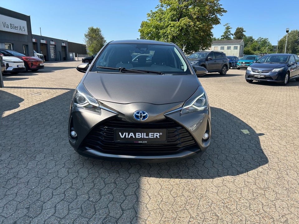 Toyota Yaris 1,5 Hybrid H3 Premium e-CVT 5d