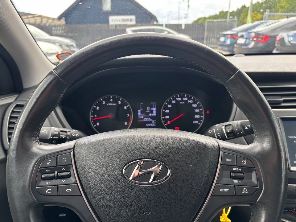 Hyundai i20 1,25 Trend 5d