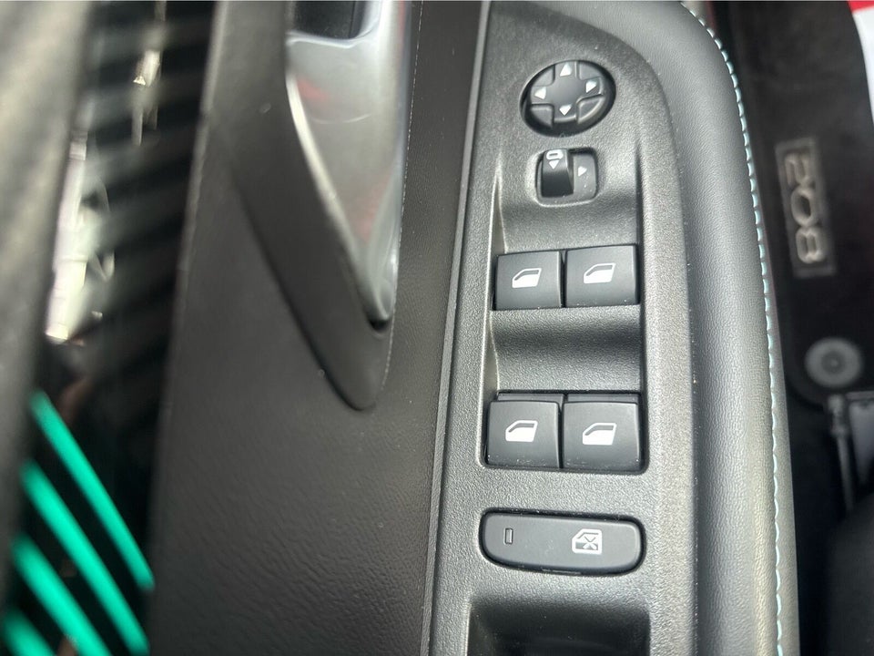 Peugeot 208 1,2 PureTech 100 Allure Grand 5d