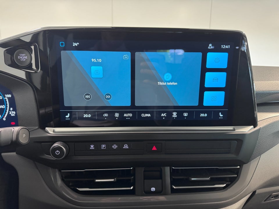 VW e-Caravelle 64 Style LWB