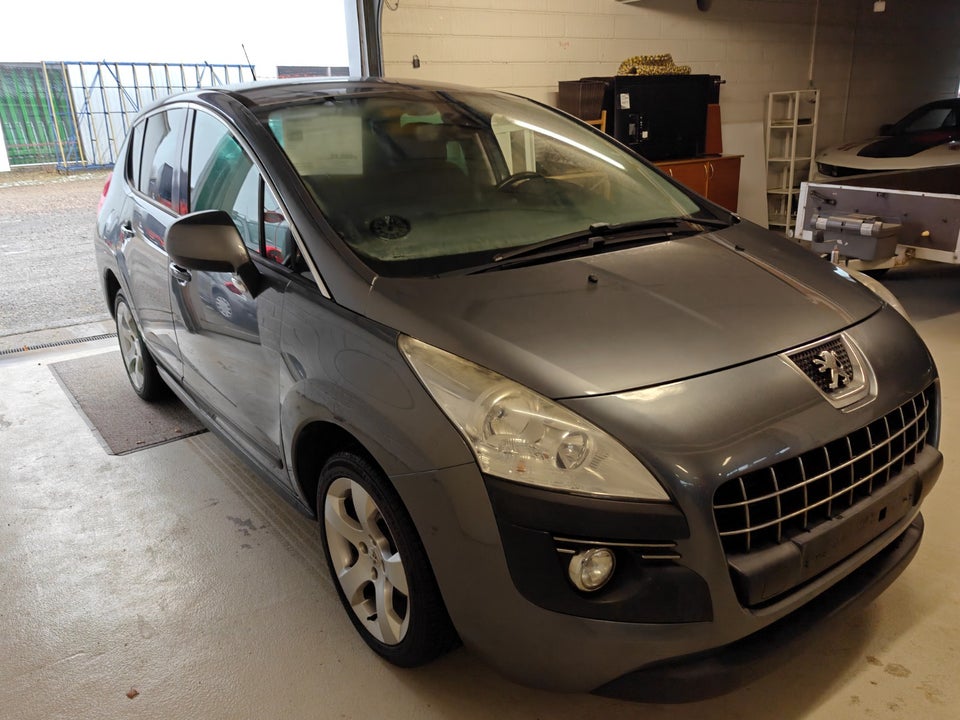 Peugeot 3008 1,6 HDi 112 Active 5d