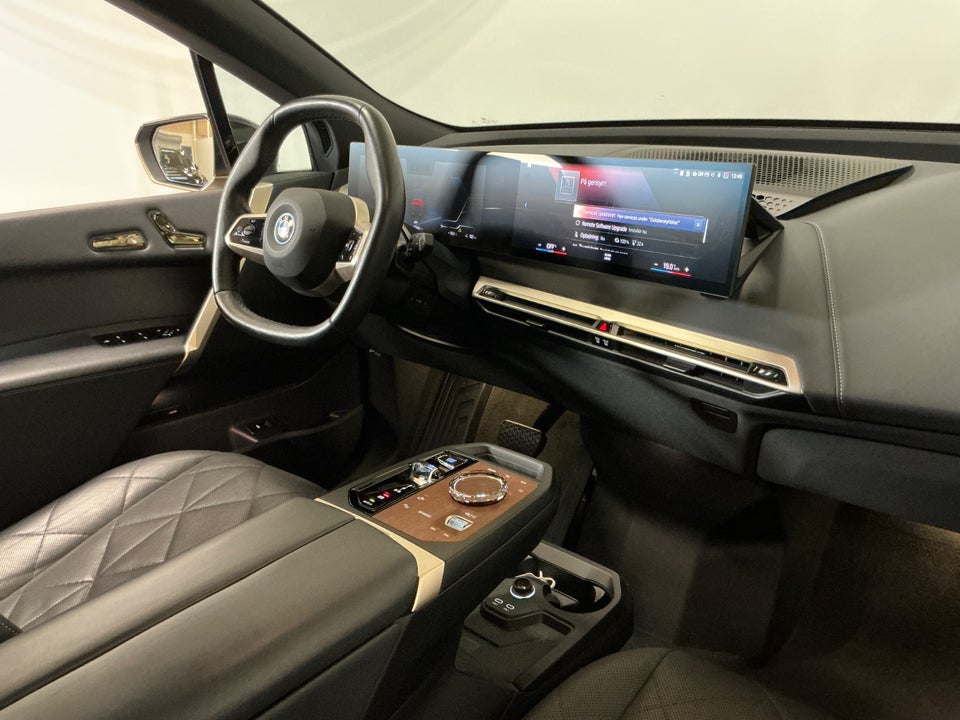 BMW iX xDrive40 Sport 5d