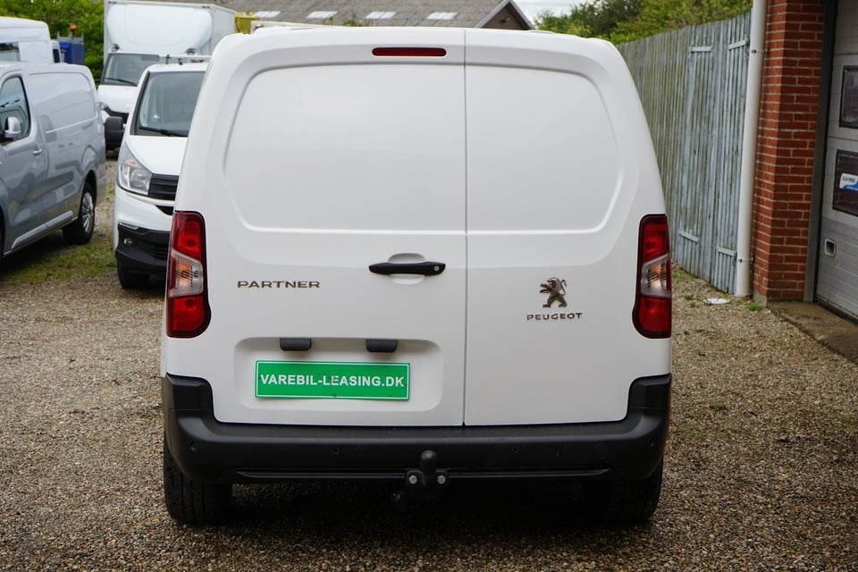 Peugeot Partner 1,5 BlueHDi 100 L1V1 Plus Van