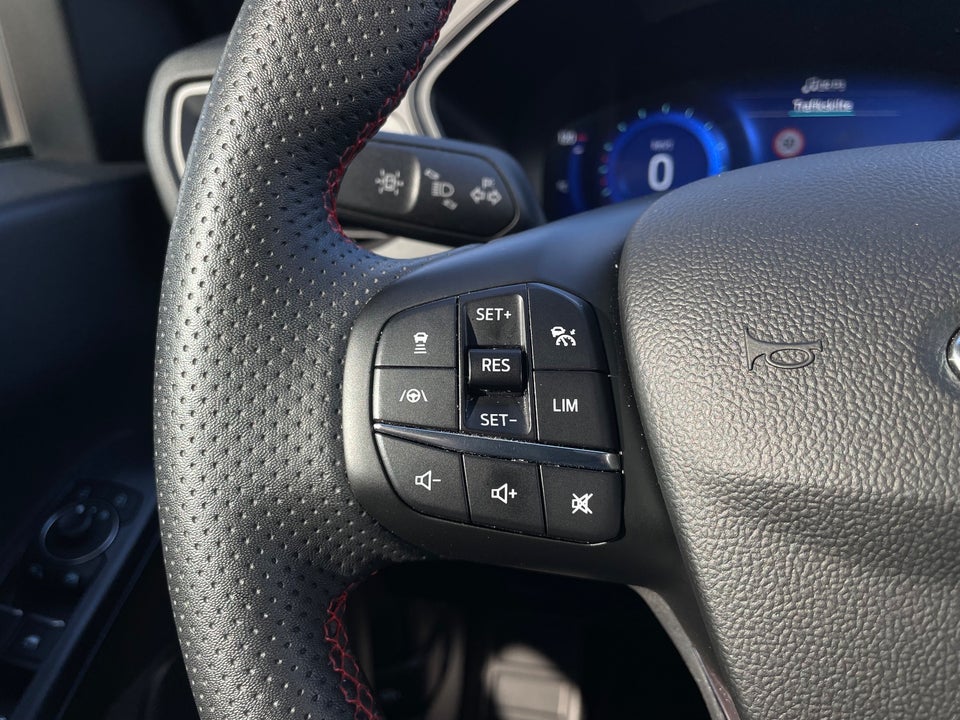 Ford Kuga 2,5 PHEV ST-Line X CVT 5d
