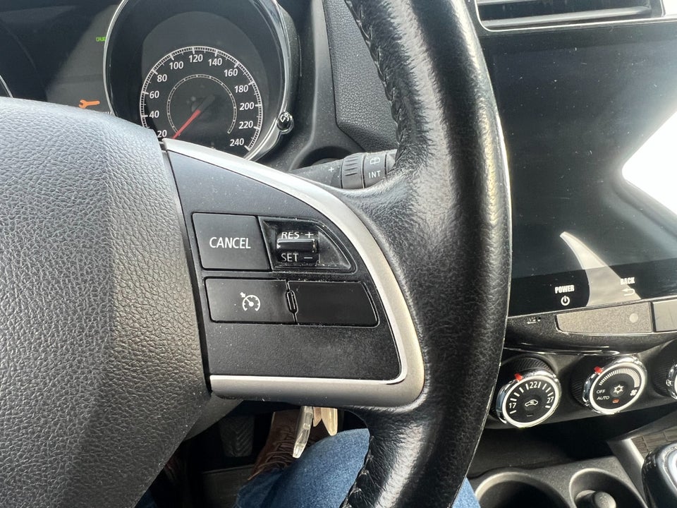 Mitsubishi ASX 1,6 Invite 5d