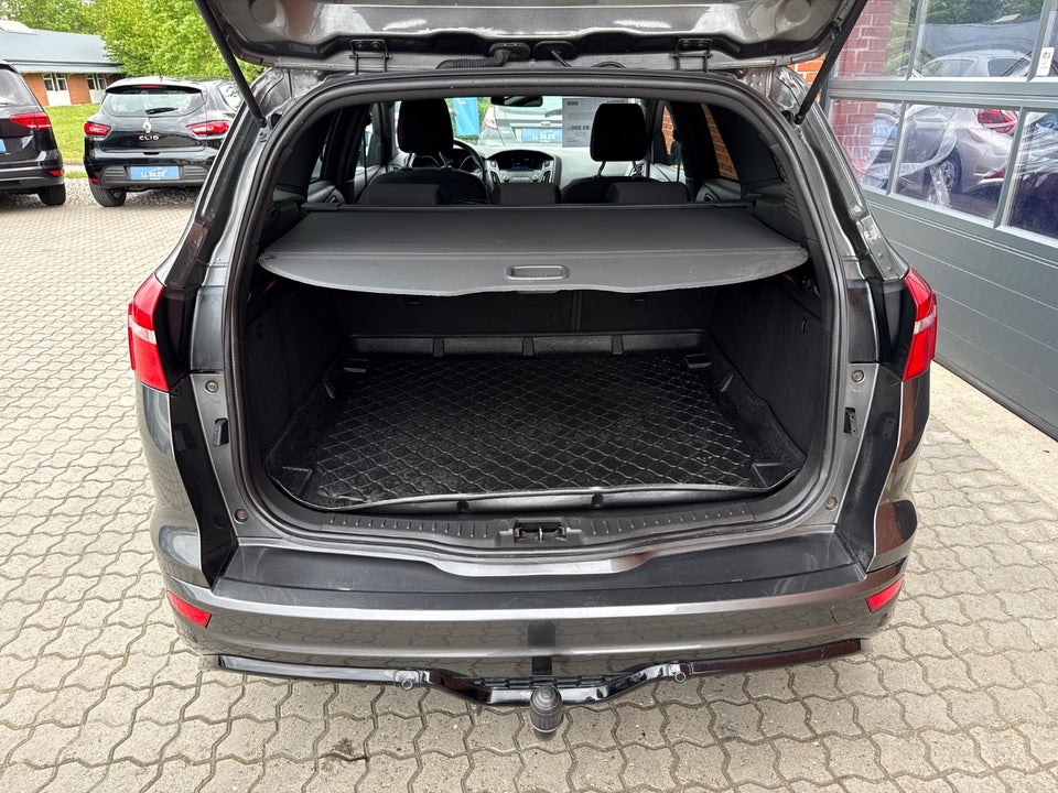 Ford Focus 1,0 EcoBoost ST-Line stc. 5d
