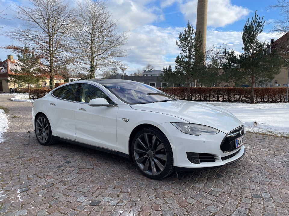 Tesla Model S 70 7prs 5d