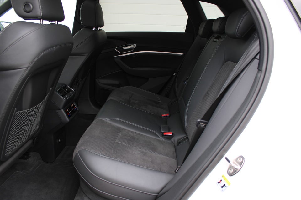 Audi e-tron 50 S-line quattro 5d