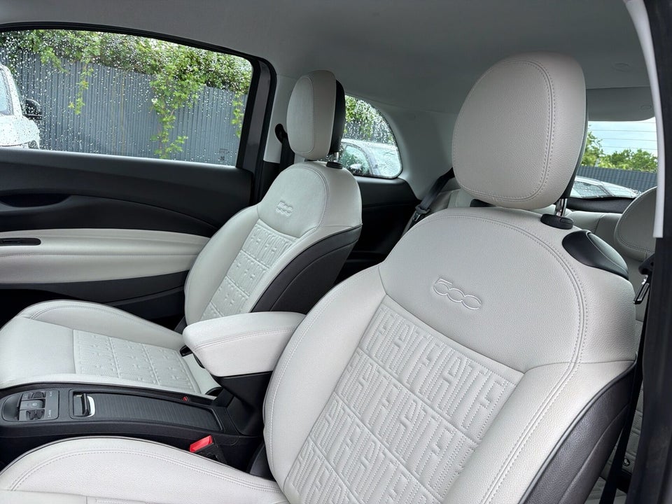 Fiat 500e 42 la Prima by Bocelli 3d