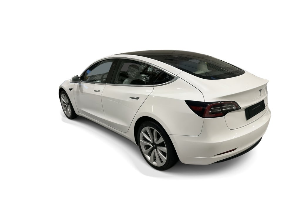 Tesla Model 3 Long Range AWD 4d