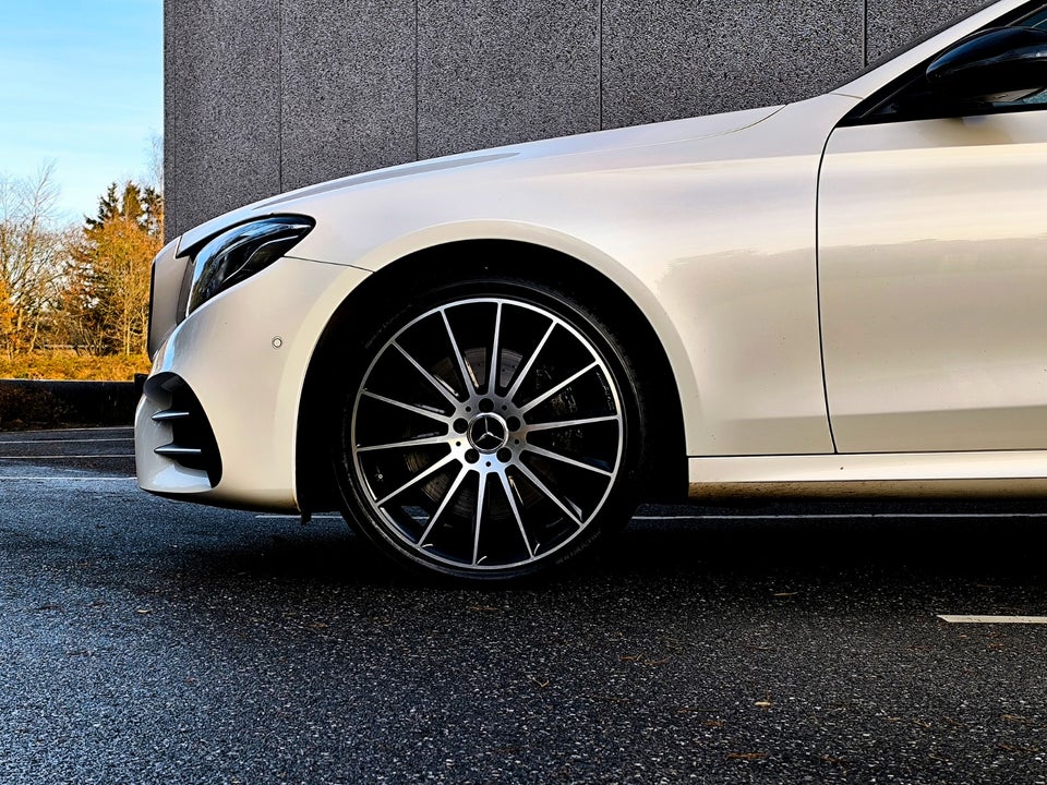 Mercedes E350 d 3,0 AMG Line stc. aut. 4Matic 5d